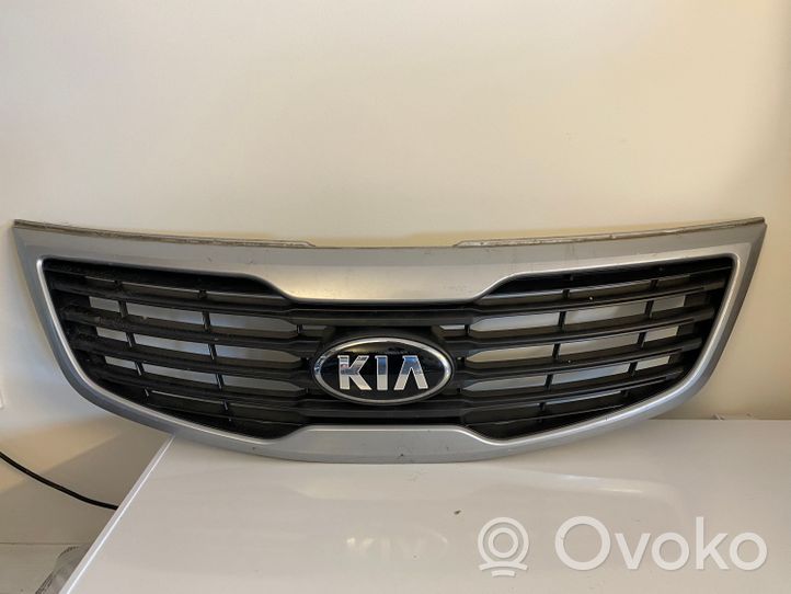 KIA Sportage Grotelės viršutinės 863513U000