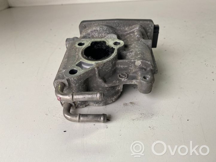 Toyota Avensis T270 Soupape vanne EGR 258000R010