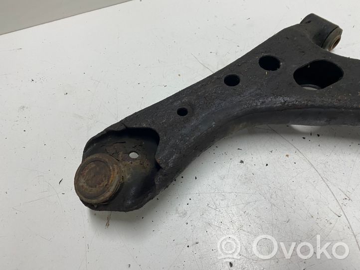 Toyota Avensis Verso Front lower control arm/wishbone 