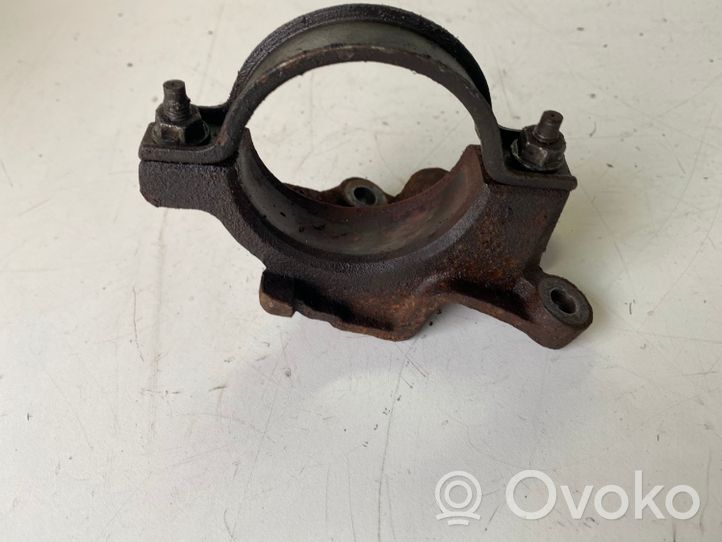 Ford Focus Driveshaft support bearing bracket 