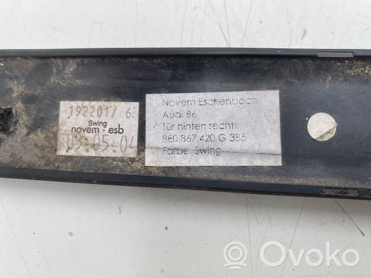 Audi A4 S4 B6 8E 8H Muu takaoven verhoiluelementti 8E0867420G