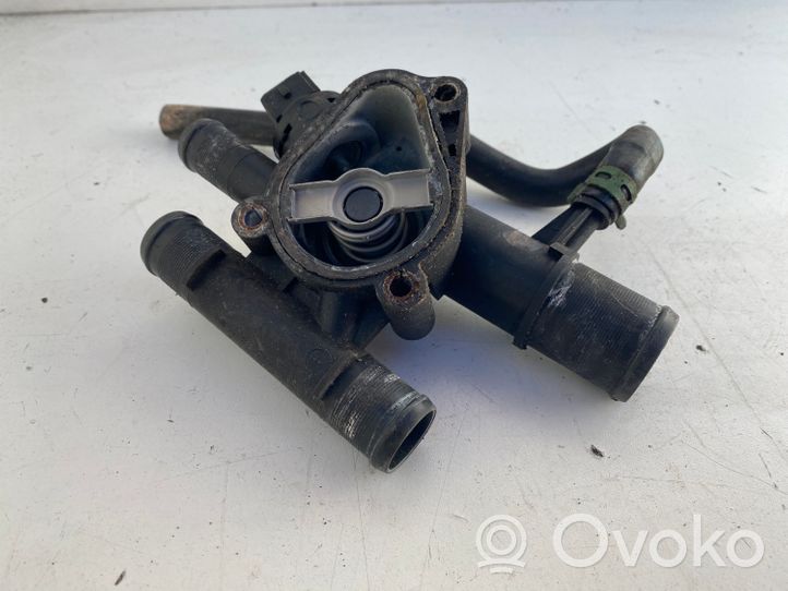 Renault Scenic I Termostat / Obudowa termostatu 