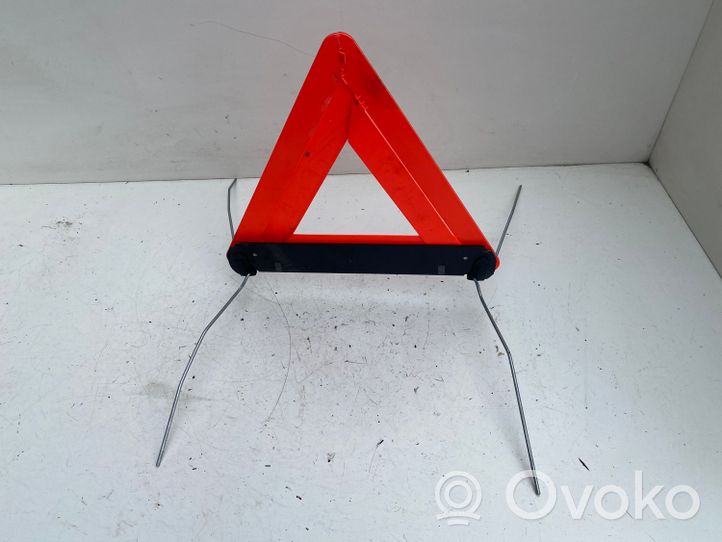 Toyota Previa (XR30, XR40) II Emergency warning sign 