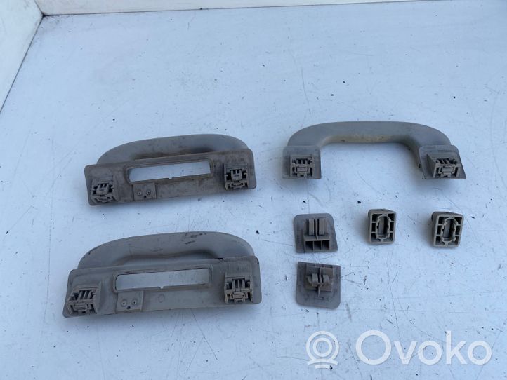 Opel Astra G Un set di maniglie per il soffitto 90520997