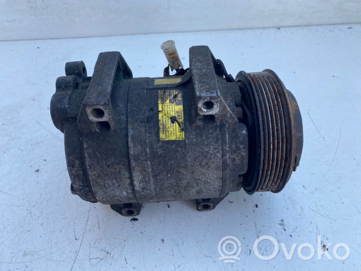 Volvo V70 Ilmastointilaitteen kompressorin pumppu (A/C) 30761388