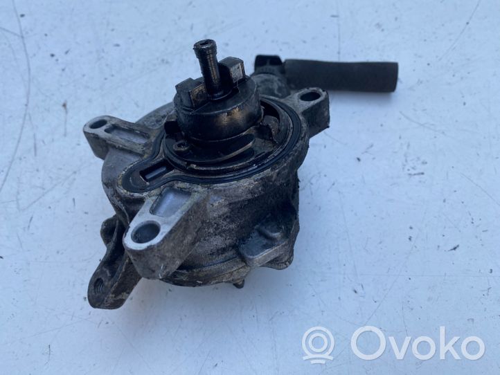 Volvo V70 Alipainepumppu 30731825