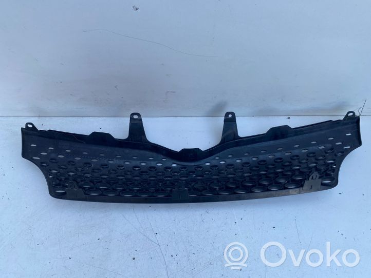 Toyota Yaris Verso Grille calandre supérieure de pare-chocs avant 5311152050