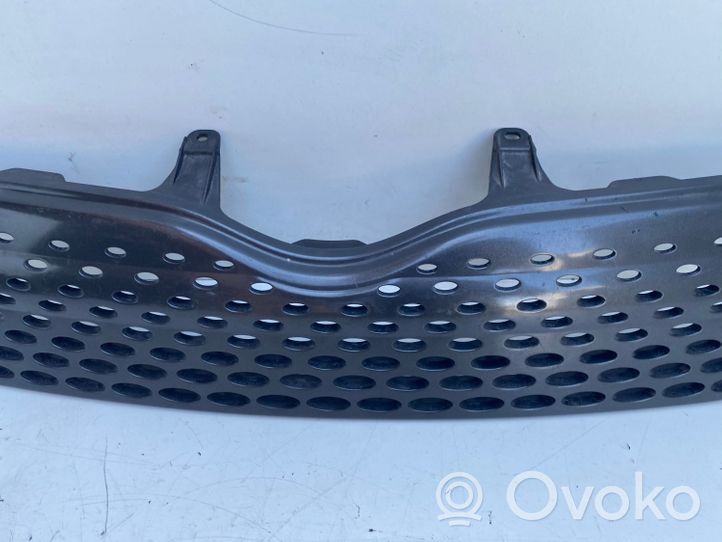 Toyota Yaris Verso Grille calandre supérieure de pare-chocs avant 5311152050