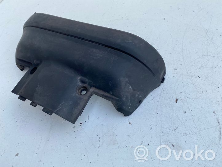 Volvo V70 Cache carter courroie de distribution 08658541