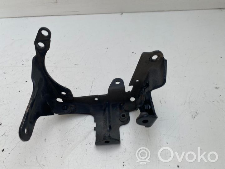 Ford Focus Support de montage de filtre à carburant AV6Q9A072AB