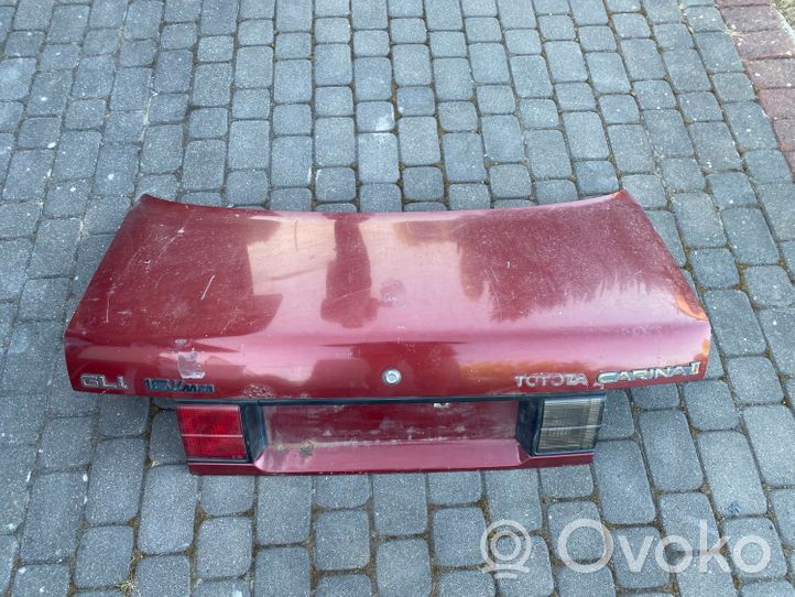 Toyota Carina T170 Aizmugurējais pārsegs (bagāžnieks) 