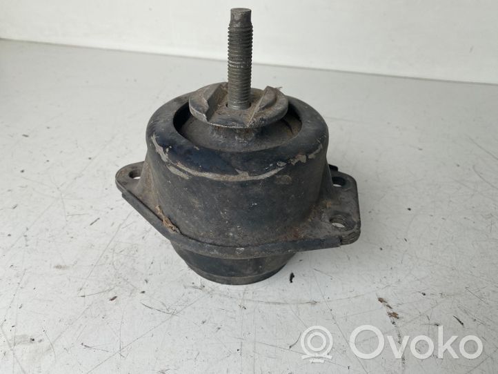 Renault Safrane Variklio pagalvė 7700799910