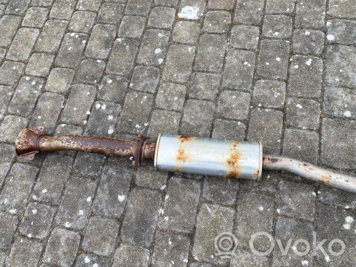 Toyota Avensis T220 Muffler/silencer 30B01