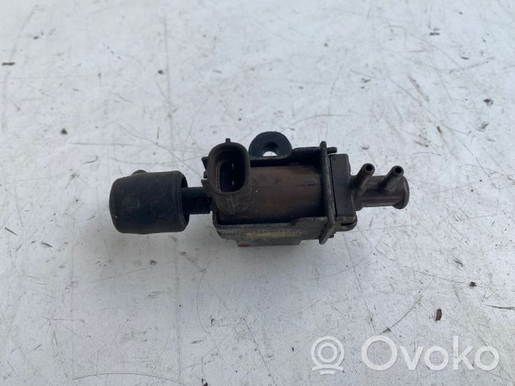 Toyota Avensis T220 Solenoidinis vožtuvas 2581927010