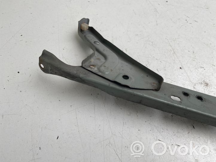 Toyota Avensis T220 Staffa del pannello di supporto del radiatore 