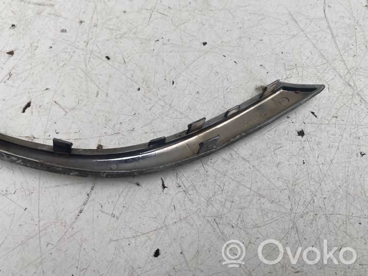 Toyota Avensis T220 Oberes Gitter vorne 5311405050B