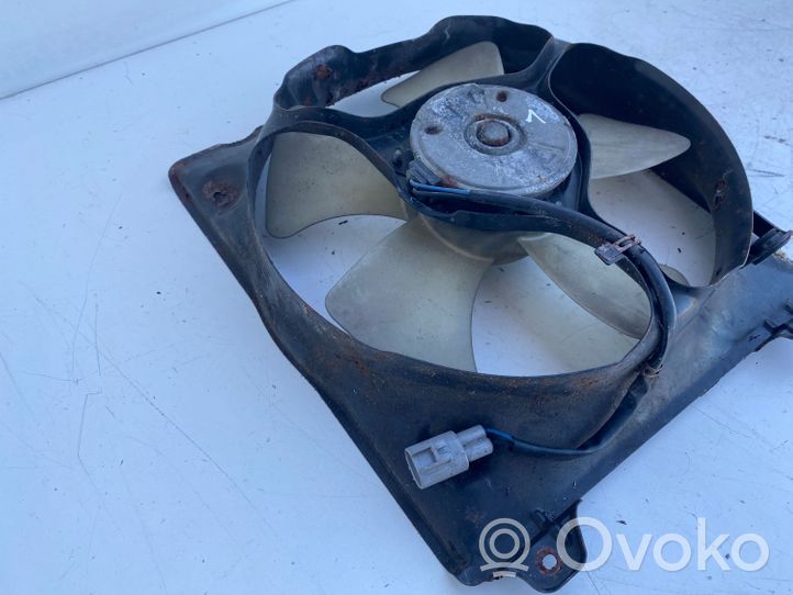 Toyota Avensis T220 Kale ventilateur de radiateur refroidissement moteur 