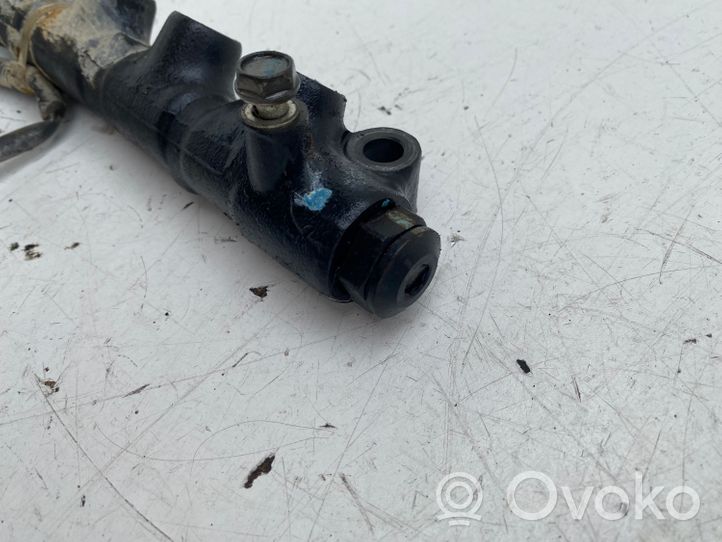 Toyota Avensis T220 Tuyau de conduite principale de carburant 8945812010