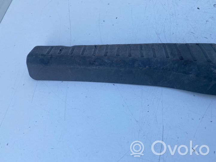 Toyota Avensis T220 Rivestimento di protezione sottoporta del bagagliaio/baule 5838705050