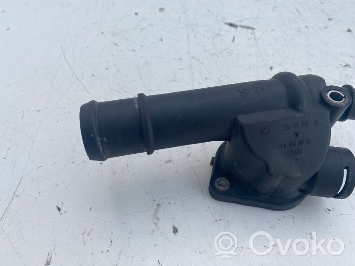 Volkswagen Golf V Termostato/alloggiamento del termostato 03G121132B