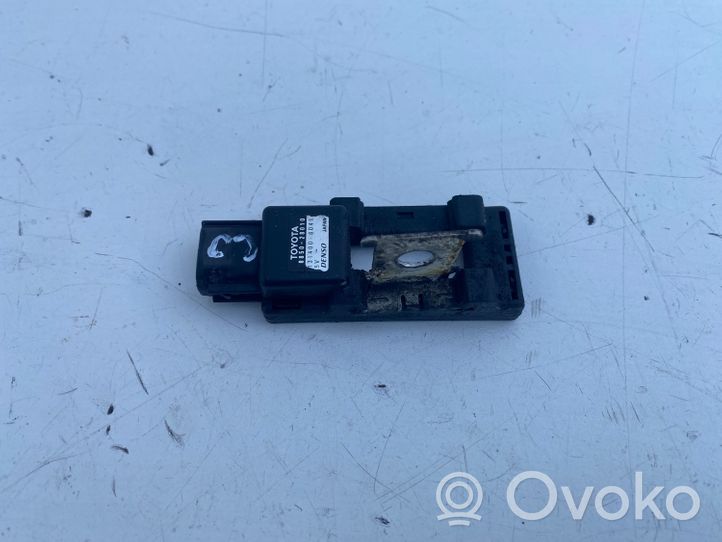 Toyota Avensis T250 Fusibile relè della batteria 2885028010