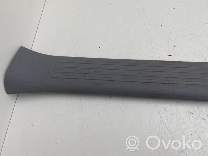 Toyota Previa (XR30, XR40) II Front sill trim cover 6791328030