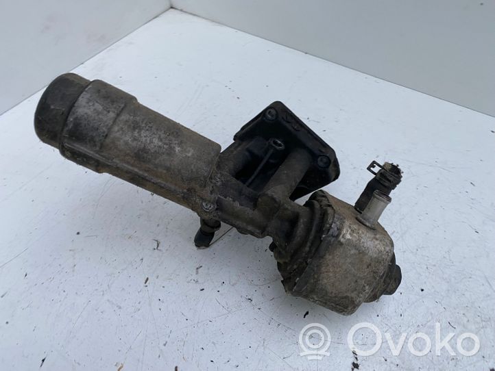 Volkswagen PASSAT B5.5 Supporto di montaggio del filtro dell’olio 038115389B