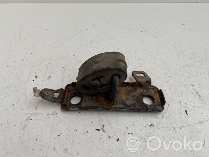 Volvo S80 Muffler mount bracket/holder 09186408