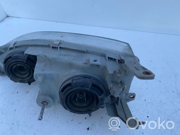 Toyota Camry Faro/fanale 05240409