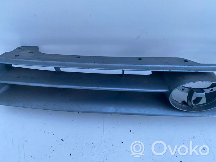 Toyota Camry Griglia anteriore 3311106010