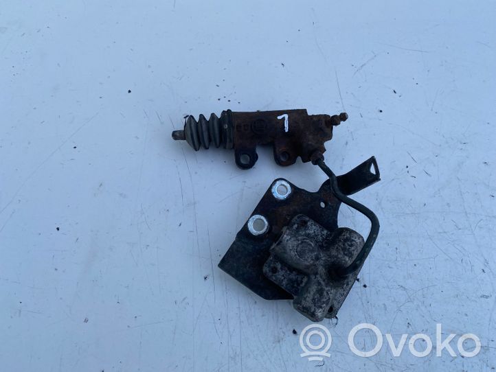 Toyota Corolla Verso E121 Clutch slave cylinder 