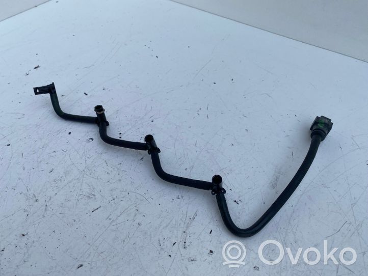 Volvo V40 Linea/tubo flessibile di ritorno del carburante 