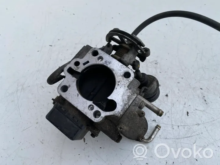 Toyota Corolla E90 Clapet d'étranglement 8945232020