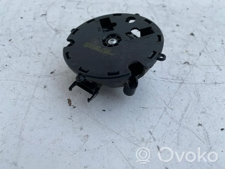 Toyota Yaris Element lusterka bocznego drzwi przednich 45282