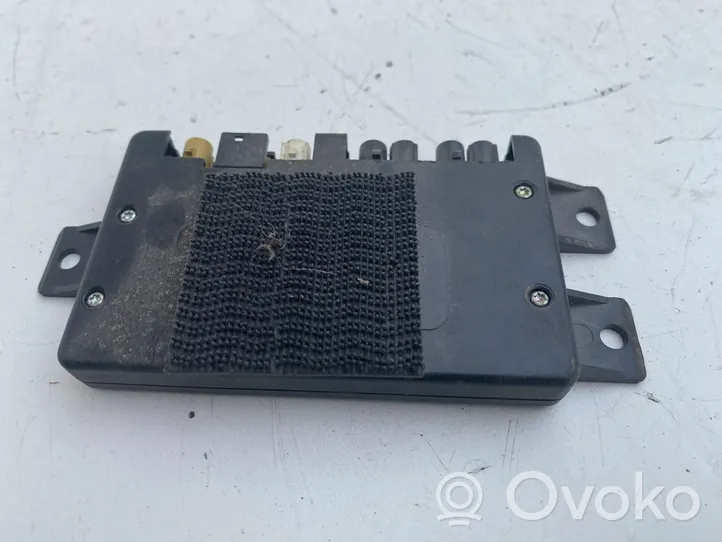 Audi A6 Allroad C5 Aerial antenna amplifier 