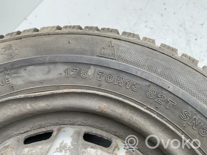 Toyota Corolla E90 R13 steel rim 17570R13