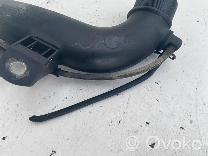 Toyota Avensis T250 Tube d'admission de tuyau de refroidisseur intermédiaire 173620R010