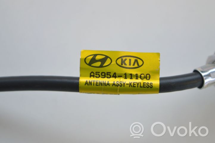 Hyundai i30 GPS-pystyantenni A595411100