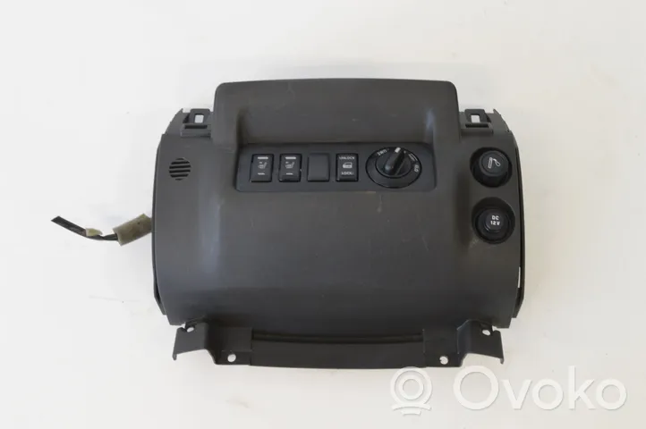 Nissan NP300 Kit interrupteurs 68246EB302