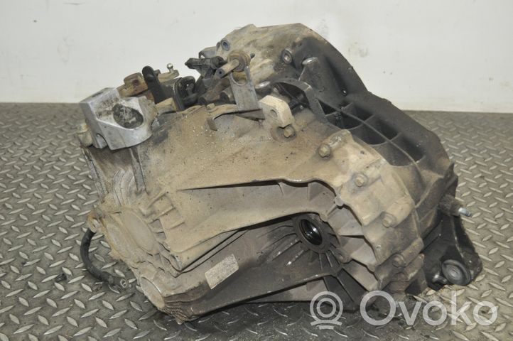 Ford Kuga I Boîte de vitesses manuelle à 6 vitesses 4V4R7002BC