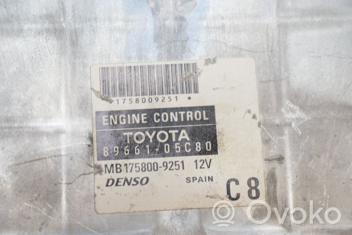 Toyota Avensis T250 Engine control unit/module 8966105C80