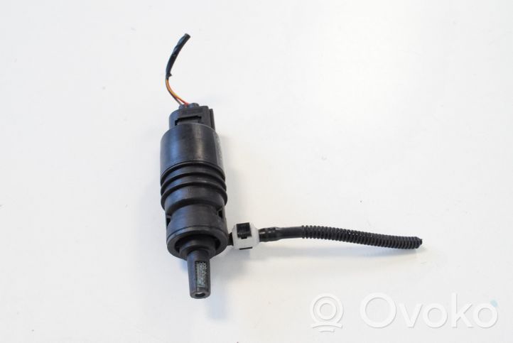 BMW 4 F32 F33 Pompa lavavetri parabrezza/vetro frontale 7302589