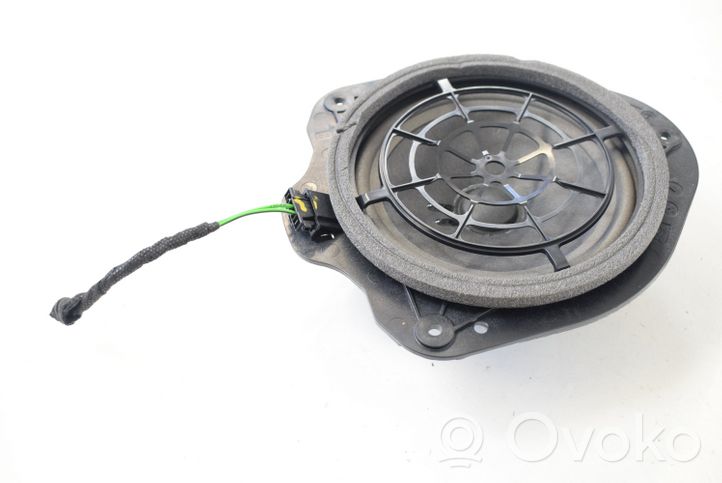 Audi TT TTS RS Mk3 8S Takaoven kaiutin 8S0035411A