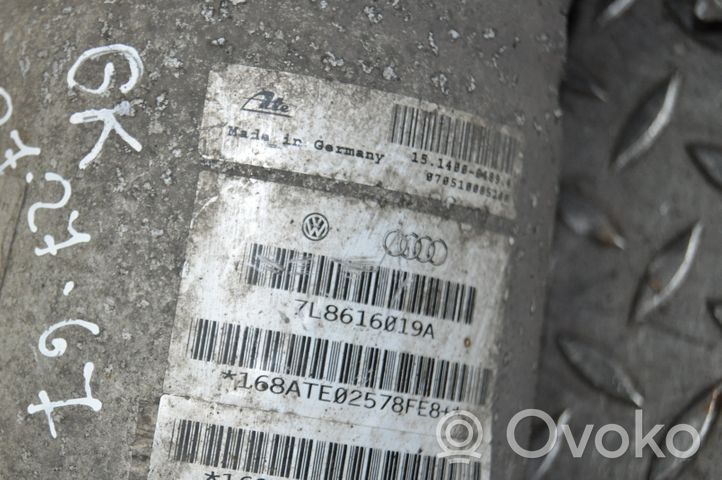 Audi Q7 4L Iskunvaimentimen ilmajousi 7L8616019A