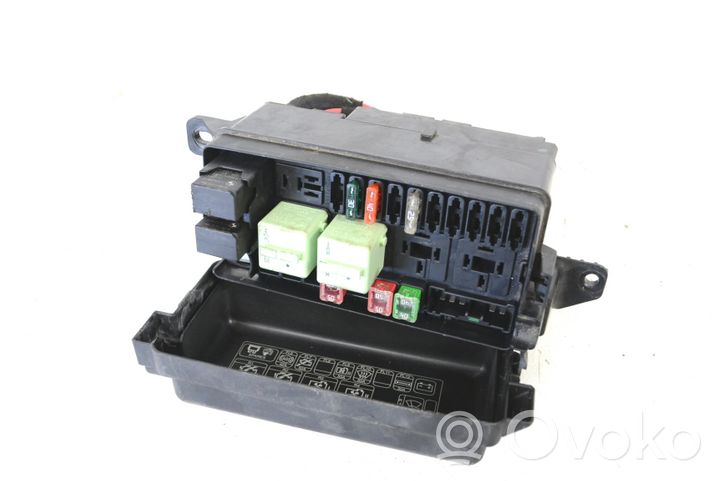 Mini One - Cooper Clubman R55 Skrzynka bezpieczników / Komplet 61149240945