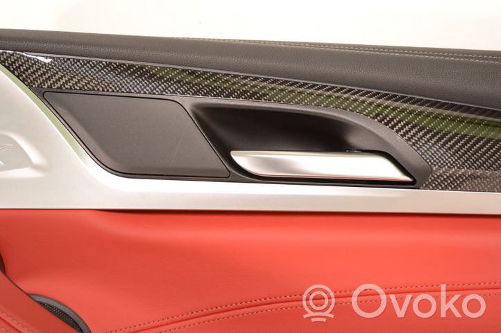 BMW X4 G02 Takaoven verhoilu 