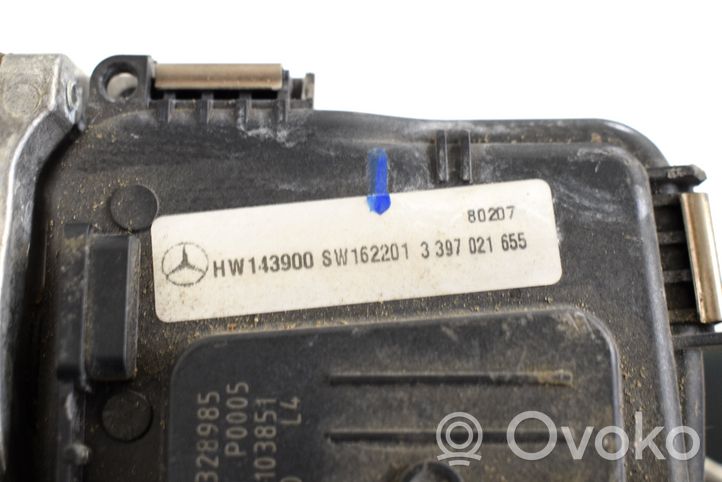 Mercedes-Benz E W213 Mechanizm i silniczek wycieraczek szyby przedniej / czołowej A2138207402