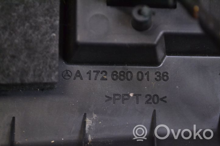 Mercedes-Benz SLK R172 Panelės apdailos skydas (apatinis) A1726800136