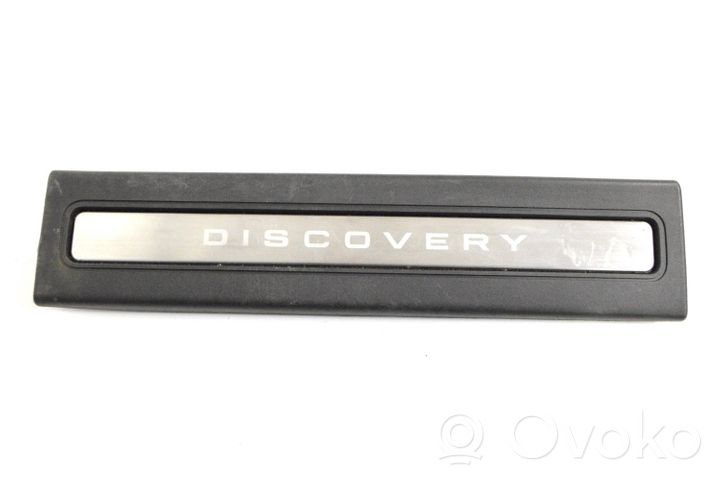 Land Rover Discovery 4 - LR4 Rivestimento montante (B) (superiore) HY3213201A