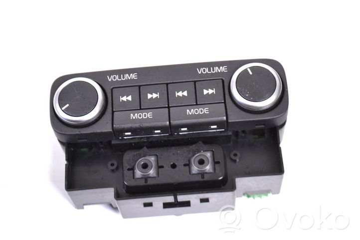 Volvo V70 Przyciski / Przełącznik regulacji głośności 39869676